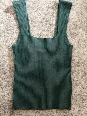 Abercrombie soft cotton square neck tank - FLATTERING!